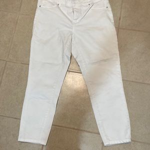 D jeans size 12 white capris cotton poly spandex blend five pocket